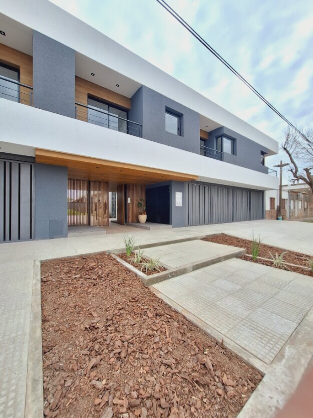 Nicoletta Condominio